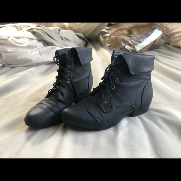 Blue lace up booties size 6 - Picture 2 of 2